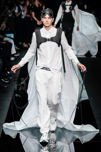 Fotoservizio/SS 2020/MEN/SFILATA/EMPORIO ARMANI/DP2/4