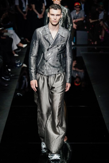 Fotoservizio/SS 2020/MEN/SFILATA/EMPORIO ARMANI/DP2/1