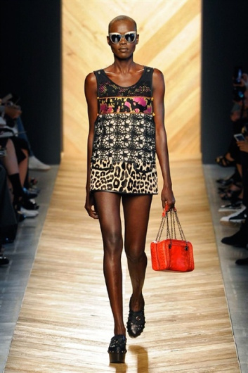Fotoservizio/SS 2016/WOMEN/BOTTEGA VENETA/DP1/8