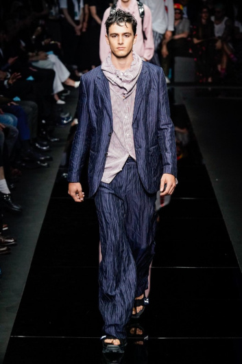 Fotoservizio/SS 2020/MEN/SFILATA/EMPORIO ARMANI/DP2/15