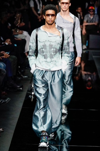Fotoservizio/SS 2020/MEN/SFILATA/EMPORIO ARMANI/DP2/13