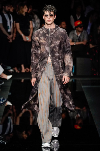 Fotoservizio/SS 2020/MEN/SFILATA/EMPORIO ARMANI/DP2/0