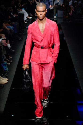 Fotoservizio/SS 2020/MEN/SFILATA/EMPORIO ARMANI/DP2/9