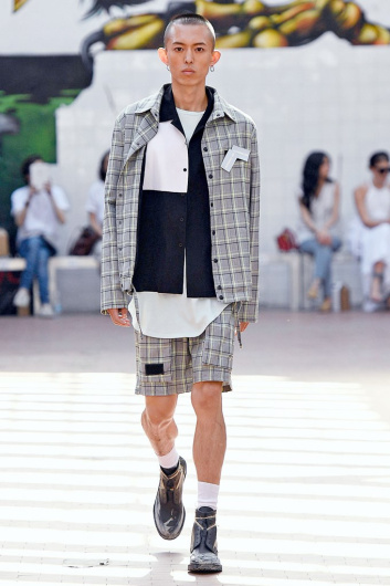 Fotoservizio/SS 2020/MEN/SFILATA/NUMERO 00/DP2/0