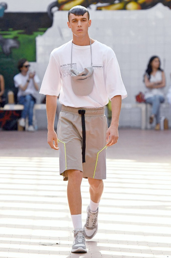 Fotoservizio/SS 2020/MEN/SFILATA/NUMERO 00/DP2/5