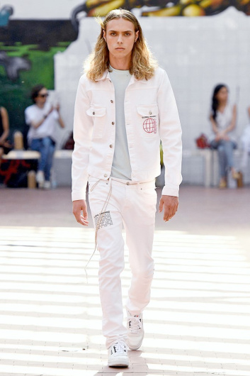 Fotoservizio/SS 2020/MEN/SFILATA/NUMERO 00/DP2/13