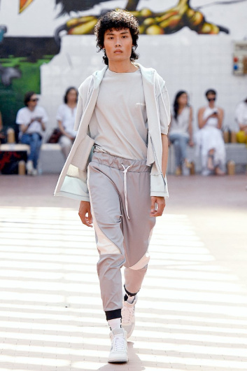 Fotoservizio/SS 2020/MEN/SFILATA/NUMERO 00/DP2/16