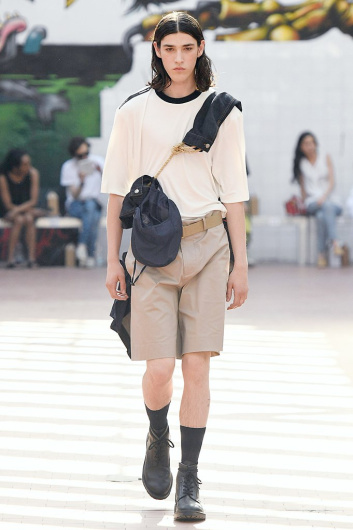 Fotoservizio/SS 2020/MEN/SFILATA/NUMERO 00/DP2/4
