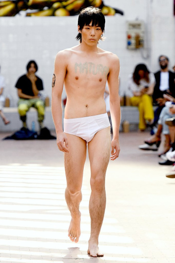 Fotoservizio/SS 2020/MEN/SFILATA/NUMERO 00/DP2/9