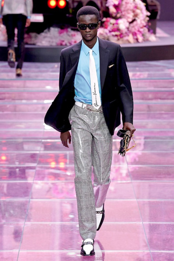 Fotoservizio/SS 2020/MEN/SFILATA/VERSACE/DP2/0