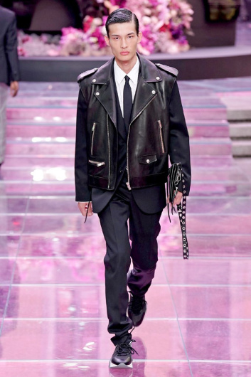 Fotoservizio/SS 2020/MEN/SFILATA/VERSACE/DP2/1