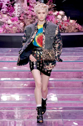 Fotoservizio/SS 2020/MEN/SFILATA/VERSACE/DP2/12