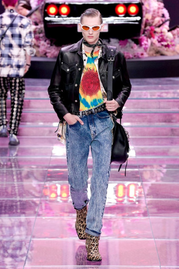 Fotoservizio/SS 2020/MEN/SFILATA/VERSACE/DP2/16