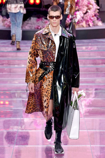 Fotoservizio/SS 2020/MEN/SFILATA/VERSACE/DP2/17