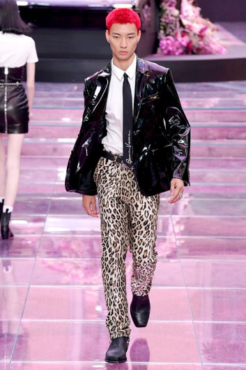 Fotoservizio/SS 2020/MEN/SFILATA/VERSACE/DP2/8