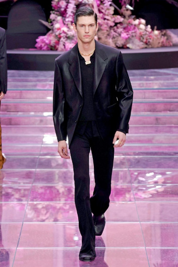 Fotoservizio/SS 2020/MEN/SFILATA/VERSACE/DP2/2