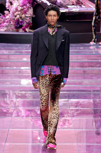 Fotoservizio/SS 2020/MEN/SFILATA/VERSACE/DP2/13