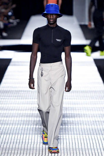 Fotoservizio/SS 2020/MEN/SFILATA/MARCELO BURLON COUNTY OF MILAN/DP2/1