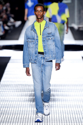 Fotoservizio/SS 2020/MEN/SFILATA/MARCELO BURLON COUNTY OF MILAN/DP2/2