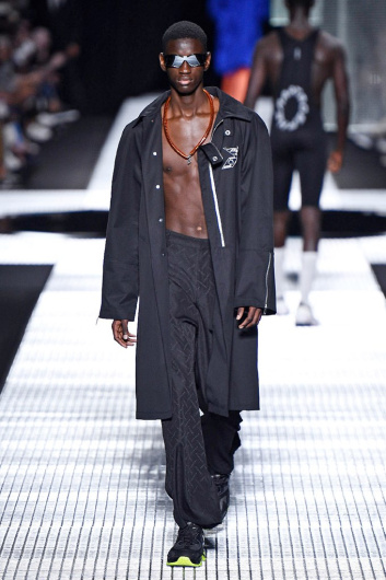 Fotoservizio/SS 2020/MEN/SFILATA/MARCELO BURLON COUNTY OF MILAN/DP2/4