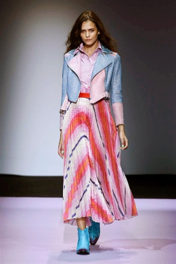 Fotoservizio/SS 2016/WOMEN/DAIZY SHELY/DP1/9