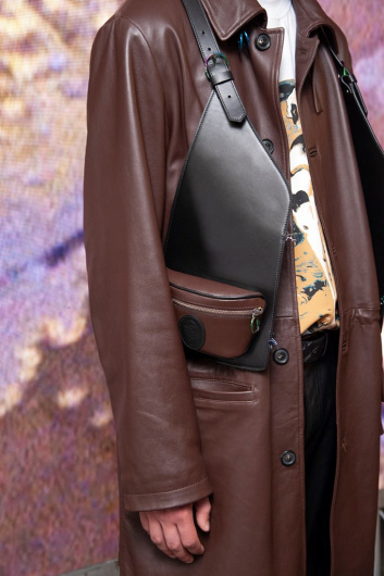 Fotoservizio/SS 2020/MEN/PRESENTAZIONE/TRUSSARDI/DP2/1