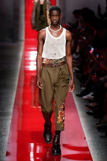 Fotoservizio/SS 2020/MEN/SFILATA/DSQUARED2/DP2/10