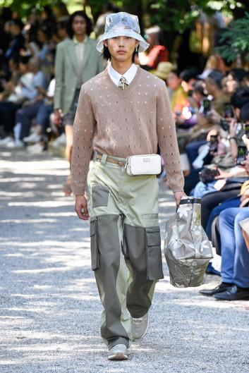 Fotoservizio/SS 2020/MEN/SFILATA/FENDI/DP2/4