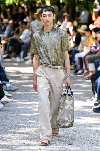 Fotoservizio/SS 2020/MEN/SFILATA/FENDI/DP2/10