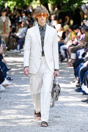 Fotoservizio/SS 2020/MEN/SFILATA/FENDI/DP2/9