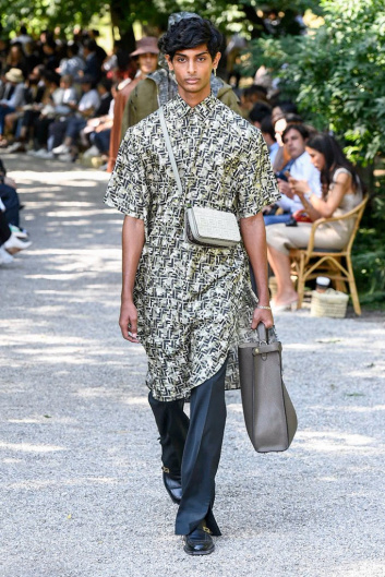 Fotoservizio/SS 2020/MEN/SFILATA/FENDI/DP2/6