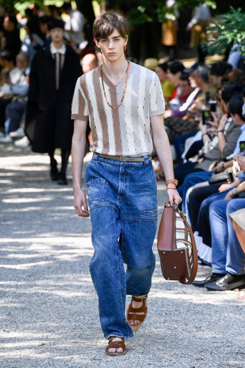 Fotoservizio/SS 2020/MEN/SFILATA/FENDI/DP2/15