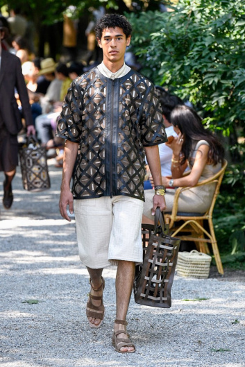 Fotoservizio/SS 2020/MEN/SFILATA/FENDI/DP2/20