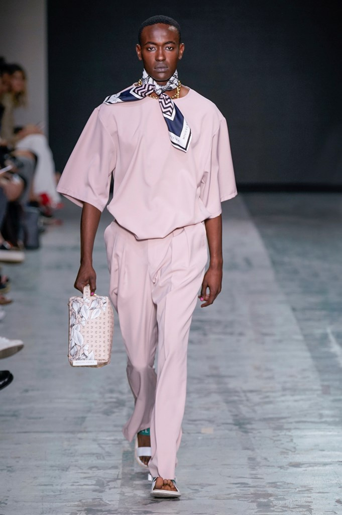 Fotoservizio/SS 2020/MEN/SFILATA/MIGUEL VIEIRA/DP2/6