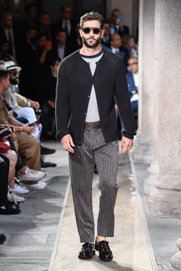 Fotoservizio/SS 2020/MEN/SFILATA/GIORGIO ARMANI/DP2/3