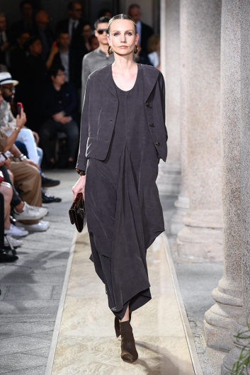 Fotoservizio/SS 2020/MEN/SFILATA/GIORGIO ARMANI/DP2/12