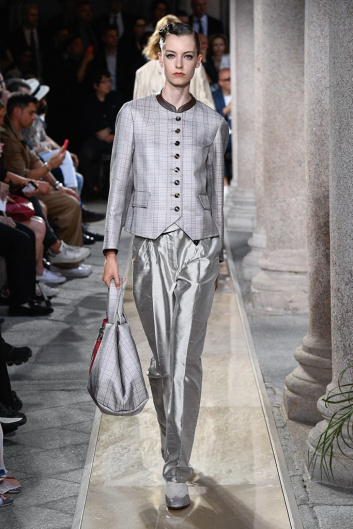 Fotoservizio/SS 2020/MEN/SFILATA/GIORGIO ARMANI/DP2/1