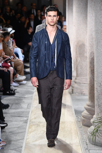 Fotoservizio/SS 2020/MEN/SFILATA/GIORGIO ARMANI/DP2/7