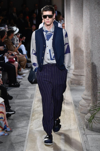 Fotoservizio/SS 2020/MEN/SFILATA/GIORGIO ARMANI/DP2/0