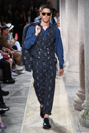 Fotoservizio/SS 2020/MEN/SFILATA/GIORGIO ARMANI/DP2/8
