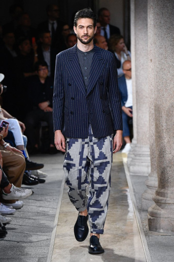Fotoservizio/SS 2020/MEN/SFILATA/GIORGIO ARMANI/DP2/4
