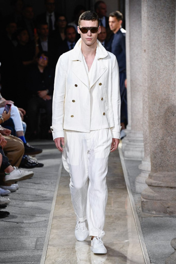 Fotoservizio/SS 2020/MEN/SFILATA/GIORGIO ARMANI/DP2/25