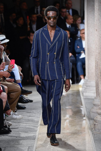 Fotoservizio/SS 2020/MEN/SFILATA/GIORGIO ARMANI/DP2/24