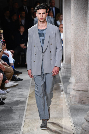 Fotoservizio/SS 2020/MEN/SFILATA/GIORGIO ARMANI/DP2/35