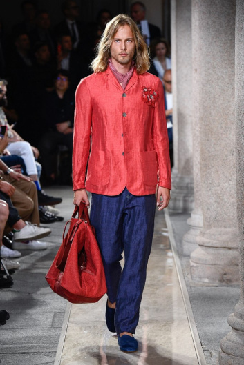 Fotoservizio/SS 2020/MEN/SFILATA/GIORGIO ARMANI/DP2/3