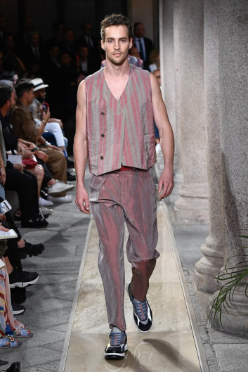 Fotoservizio/SS 2020/MEN/SFILATA/GIORGIO ARMANI/DP2/41