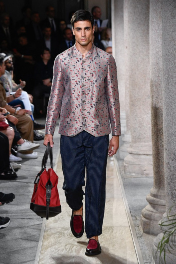 Fotoservizio/SS 2020/MEN/SFILATA/GIORGIO ARMANI/DP2/43