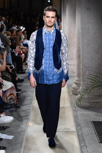 Fotoservizio/SS 2020/MEN/SFILATA/GIORGIO ARMANI/DP2/5