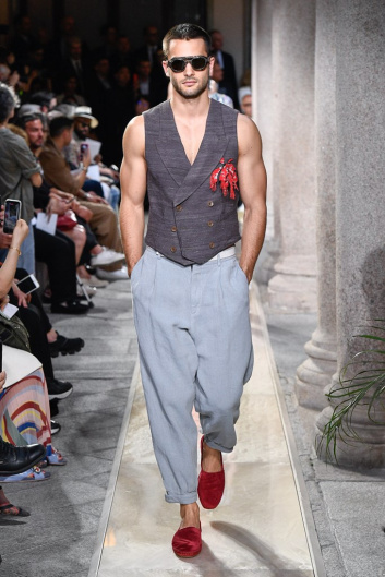 Fotoservizio/SS 2020/MEN/SFILATA/GIORGIO ARMANI/DP2/12