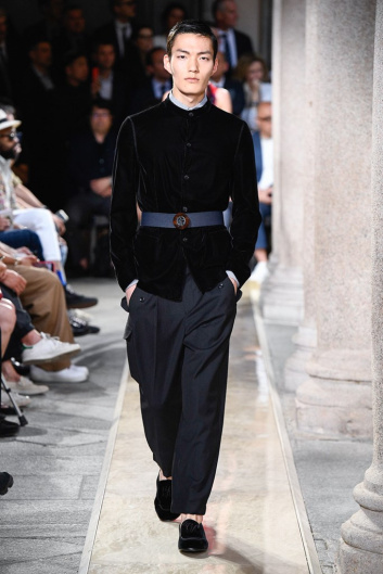 Fotoservizio/SS 2020/MEN/SFILATA/GIORGIO ARMANI/DP2/8
